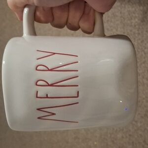 Rae Dunn MERRY MUG coffee/tea cup